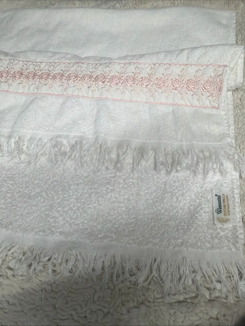 Vtg Wamsutta Heritage White Towel with Pink Embroidered Rose Border